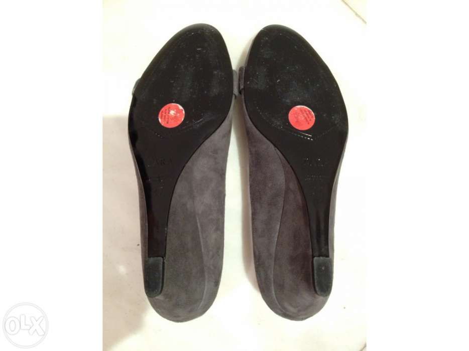 Sapatos NOVOS cinzentos - Marca Zara, Tamanho 37