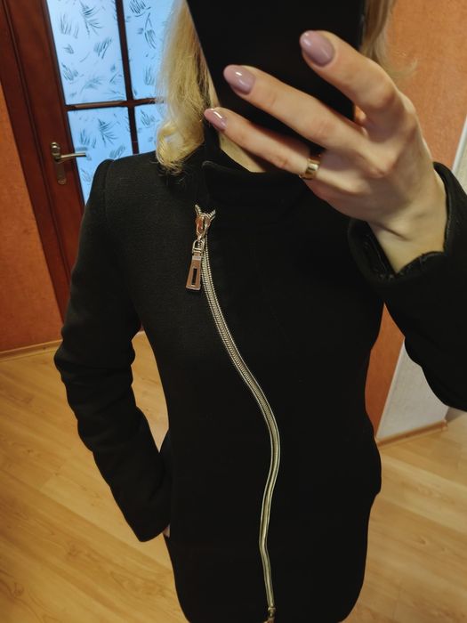 Пальто жіноче демісезонне