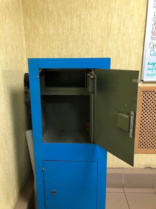 Сейф броньований