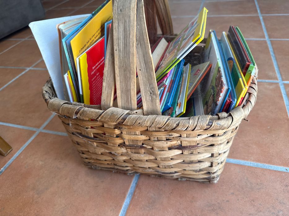 Cesta em vime para
