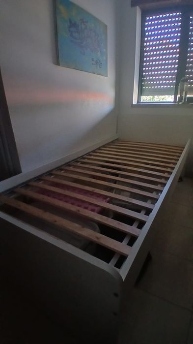 Cama de solteiro