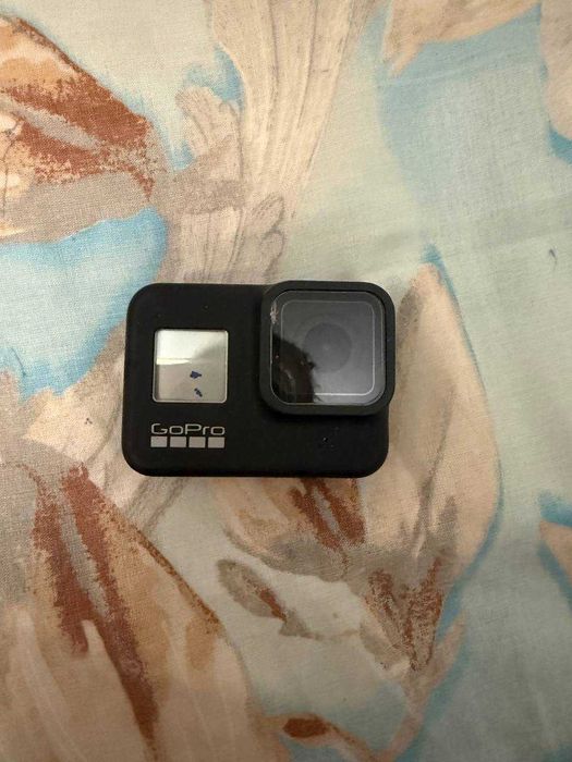 Продам GoPro 8 + Бокс для підводного плавання