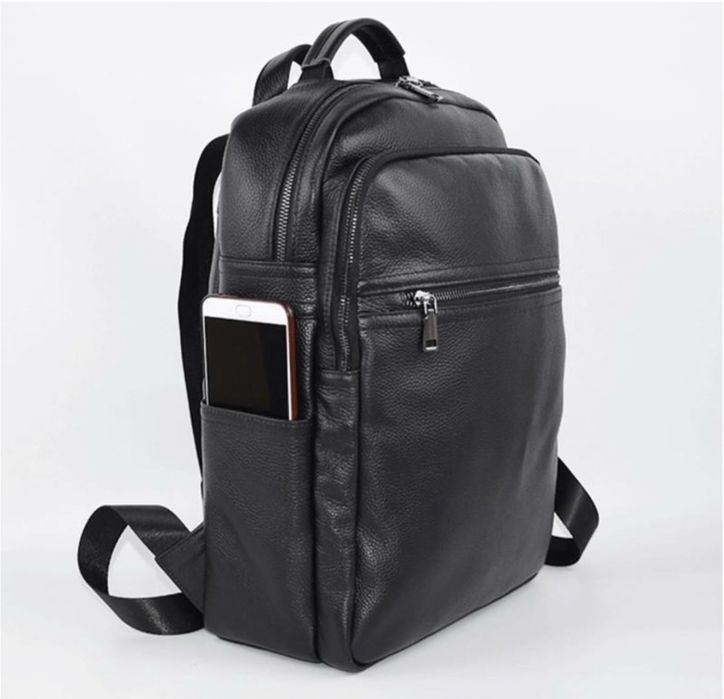 Чоловічий шкіряний рюкзак
