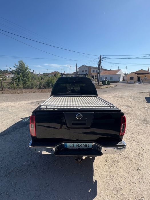 Nissan Navara 2.5 dCi CD LE Hi-Tech AT