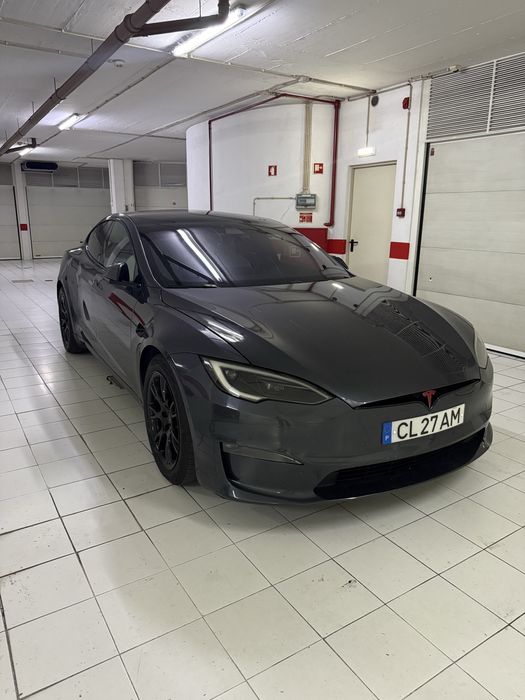 Tesla Model S — fotografia 2