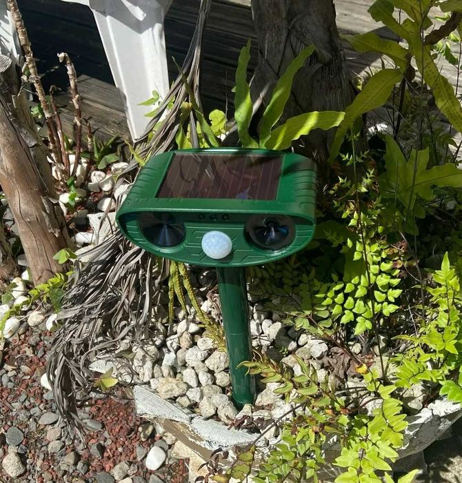 Ультразвуковий вуличний відлякувач собак автономний отпугиватель собак