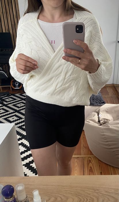 Вязана біла кофта светр S