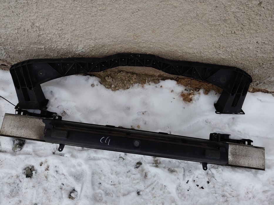 Belka przód przedni pas citroen C4