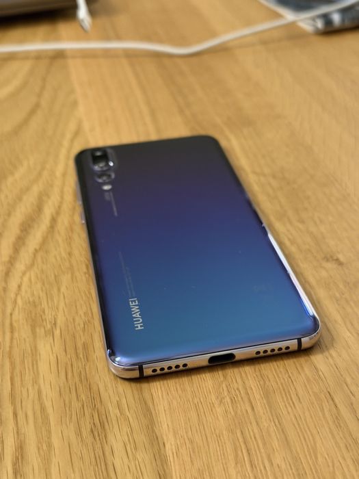 Huawei P20 Pro 128 GB w stanie bardzo dobrym