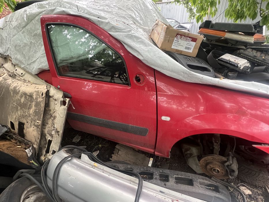 Бампер dacia sandero logan