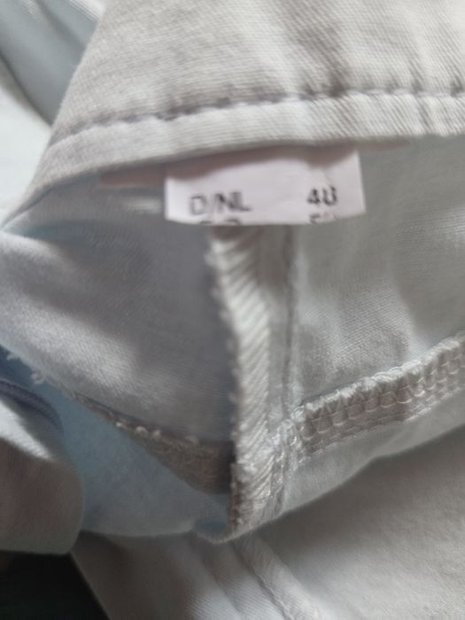 Szort  letnie  bermudy z kieszeniami elastyczne  3/4  jak nowe