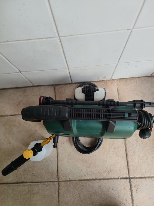 Lavadora de alta pressão Bosch easy aquatak 110bar + snowfoam