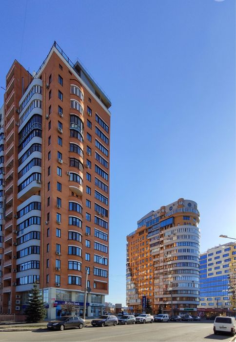 Сдам новострой 3 комнатную квартиру 150м2 ул. О.Яроша,22