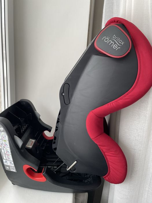 Дитяче автокрісло BRITAX-ROMER KING II BLACK SERIES Fire Red 9-18 кг