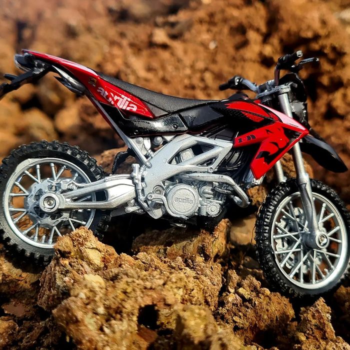 Sprzedam modele motocykli