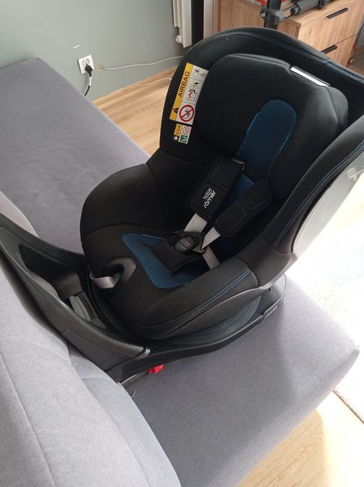 Fotelik Britax Romer Dualfix m i-size RWF