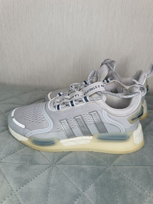Adidas 37 розмір Оригінал Жіночі  Бігові. Дуже м'які, для тренувань.