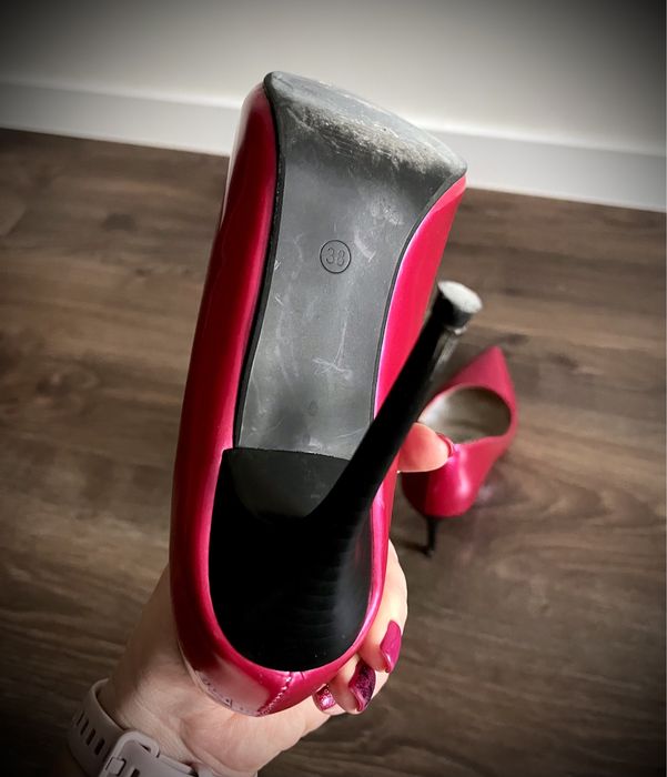 Buty na obcasie, szpilki r.38