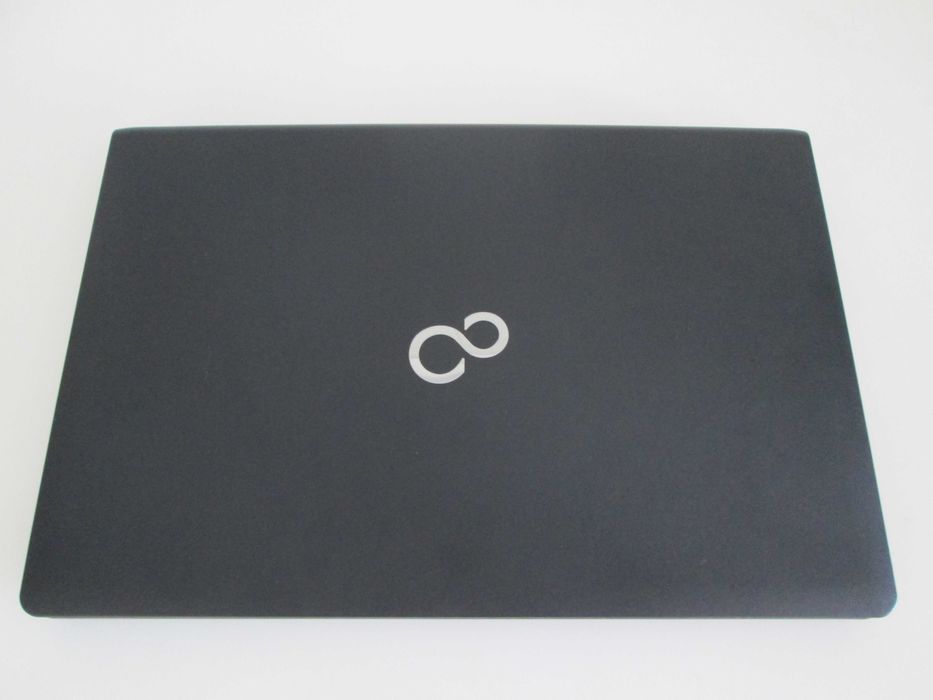 Fujitsu Lifebook A555 com carregador original
