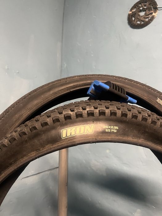Opony maxxis dth/ikon 26
