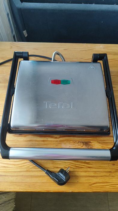 Електрогриль притискний Tefal GC241D