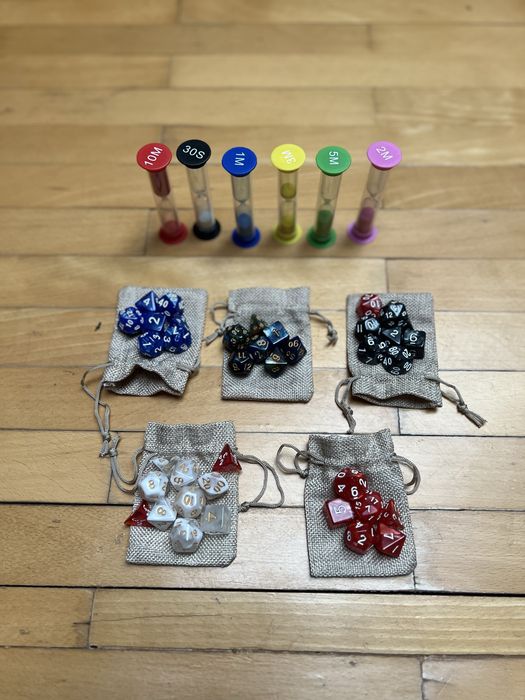 Дайси для гри в Підземелля і Дракони
