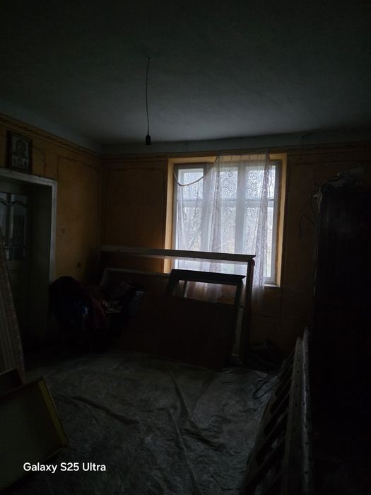 Продаб будиеок цегляний багато землі!