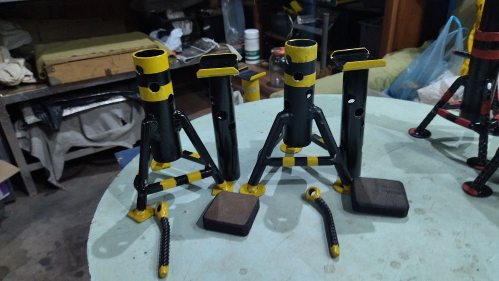 Підставка тримач для авто.