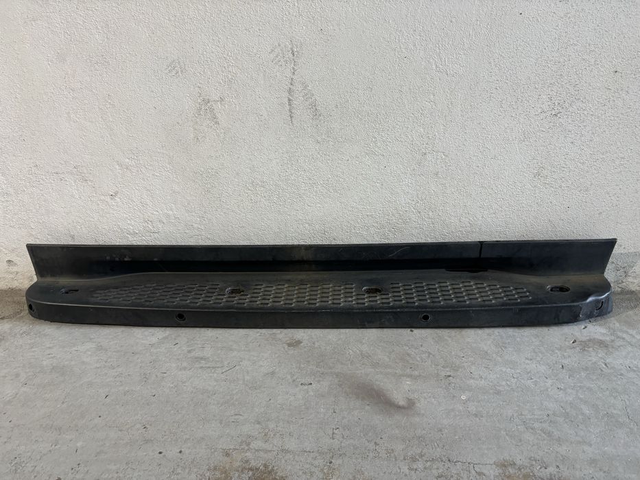 Estribo / Revestimento do Para-choques Traseiro Iveco Daily VI (2014+) – Original Iveco