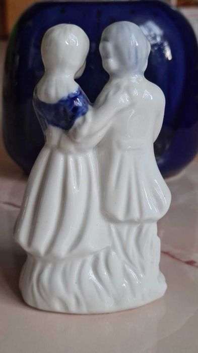 Figurka - porcelanowa para
