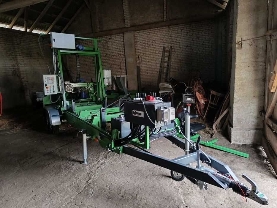 Trak taśmowy R70 (2024) – Full Hydraulika + Mobilny (Homologacja) – Stan idealny!
