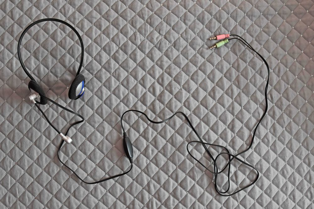 Tanie słuchawki Omega z mikrofonem