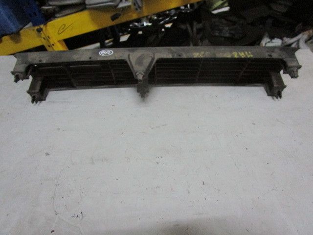 Grelha do Pára-Choques da Frente MAZDA 626 III Station Wagon (GV)
