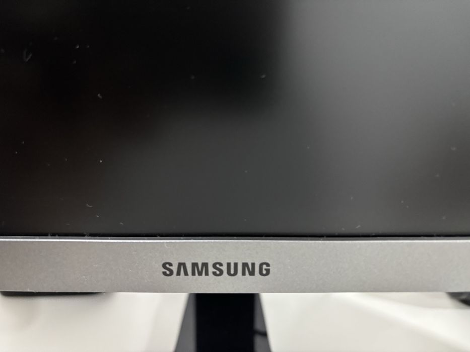 Monitor Samsung 24”