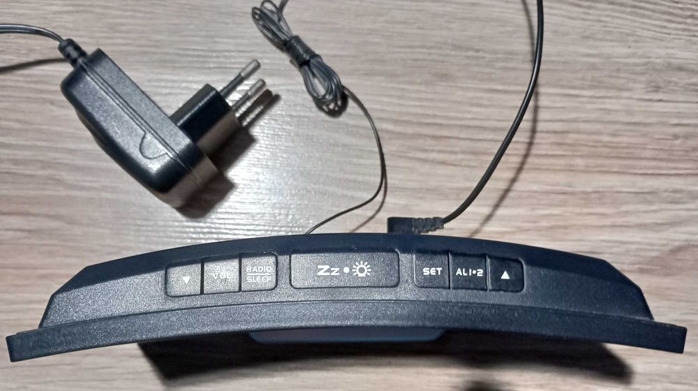 Radiobudzik Blaupunkt CR7BK