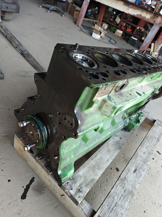 Blok silnika słupek wał john deere 6068 6.8L