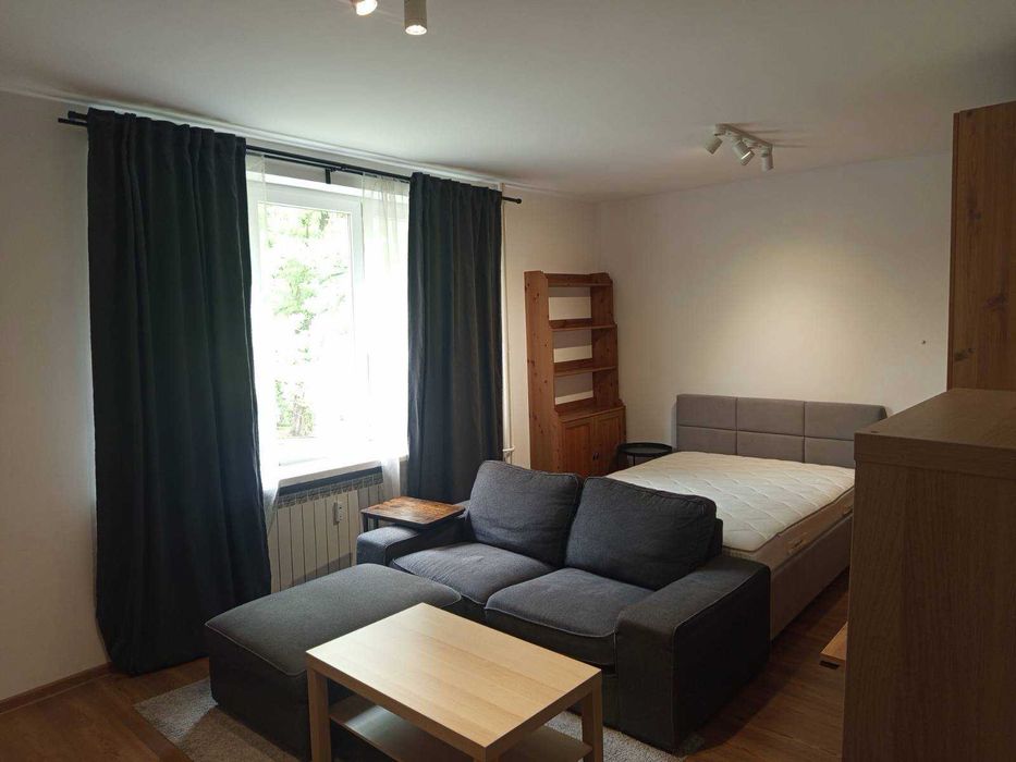 Duża kawalerka dla studenta(39m²) – Katowice Panewnicka! / od 15 września