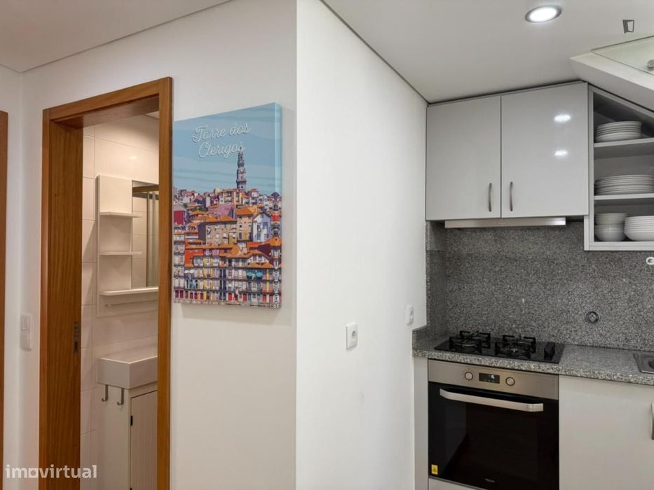 Apartamento com 1 quartos - localizado em Campanhã Porto