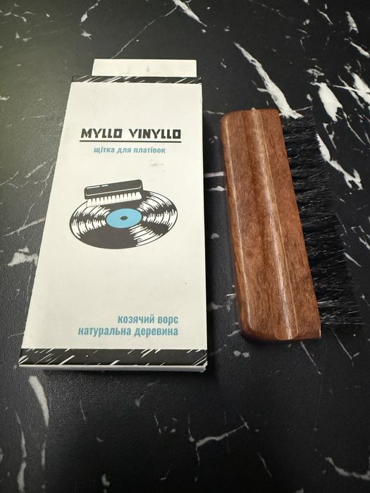 Щітка для платівок Myllo Vinyllo
