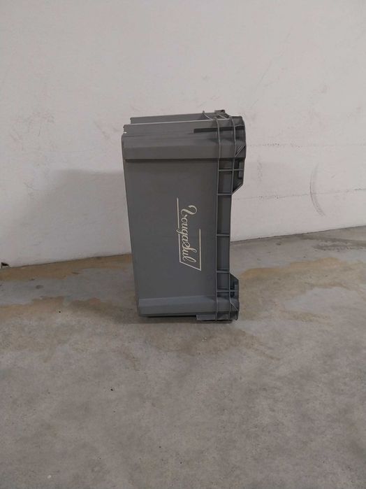 Caixa plástico VougaSul para colecionadores