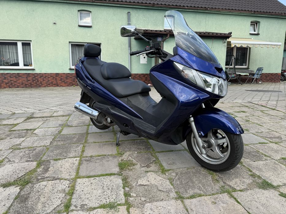 Suzuki Burgman 400cm3