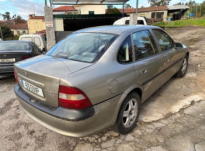 Opel Vectra - 97