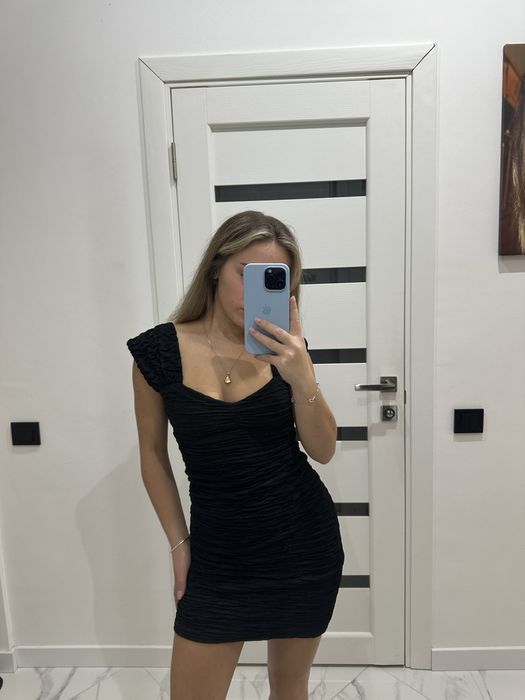Плаття бренду Rare