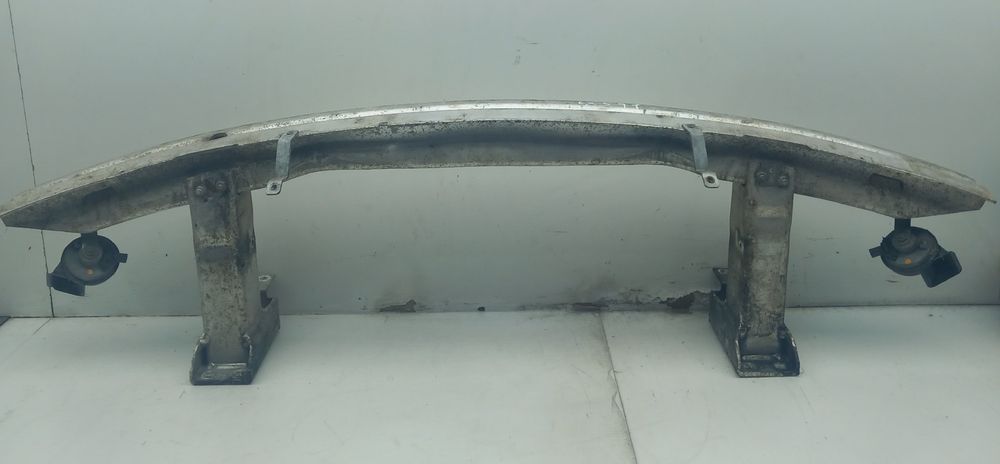 Reforço pára-choques frente BMW X3 (E83)