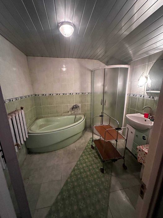 Продається будинок у смт. Дубове