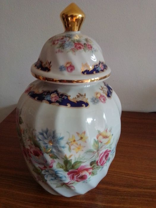 Conjunto de 3 peças de louça de marca prato pote grande e um pequeno