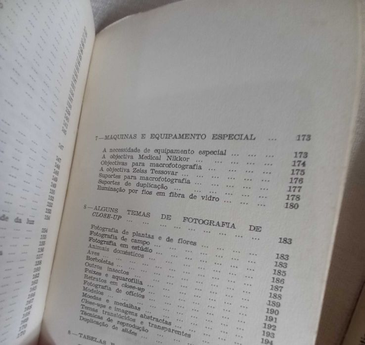 Dois manuais de fotografia