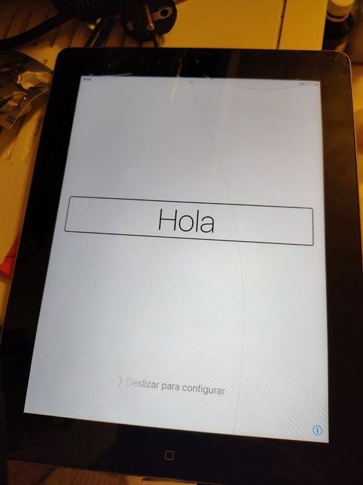 Продається iPad 2 (модель A1395) на 16 GB  на запчастини.Заблокований!