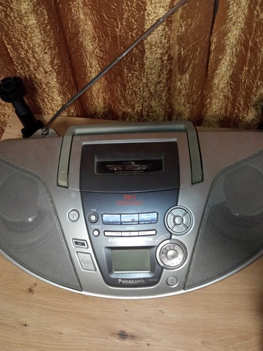 Музыкальный центр Panasjnic RX-ES 29.