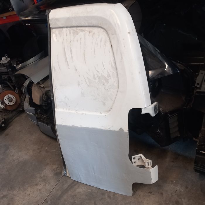 Porta tras citroen berlingo peugeot partner ano 2018